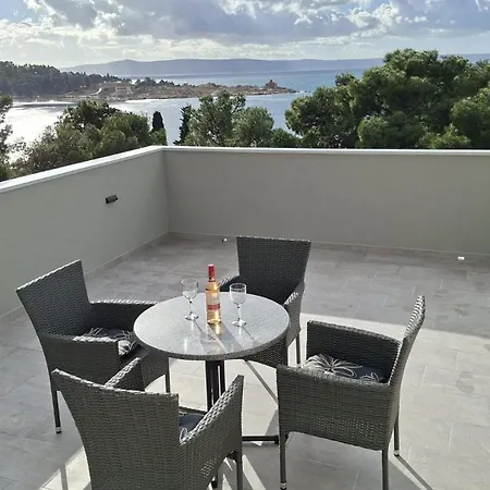 By The Sea - 25383 Apartman